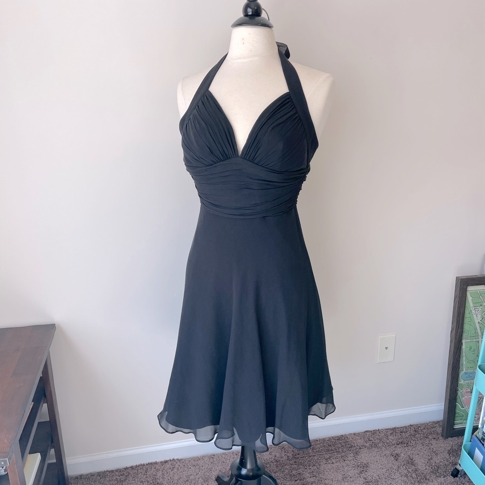 FINAL SALE $9 // WHITE HOUSE BLACK MARKET Silk LBD Little Black Dress